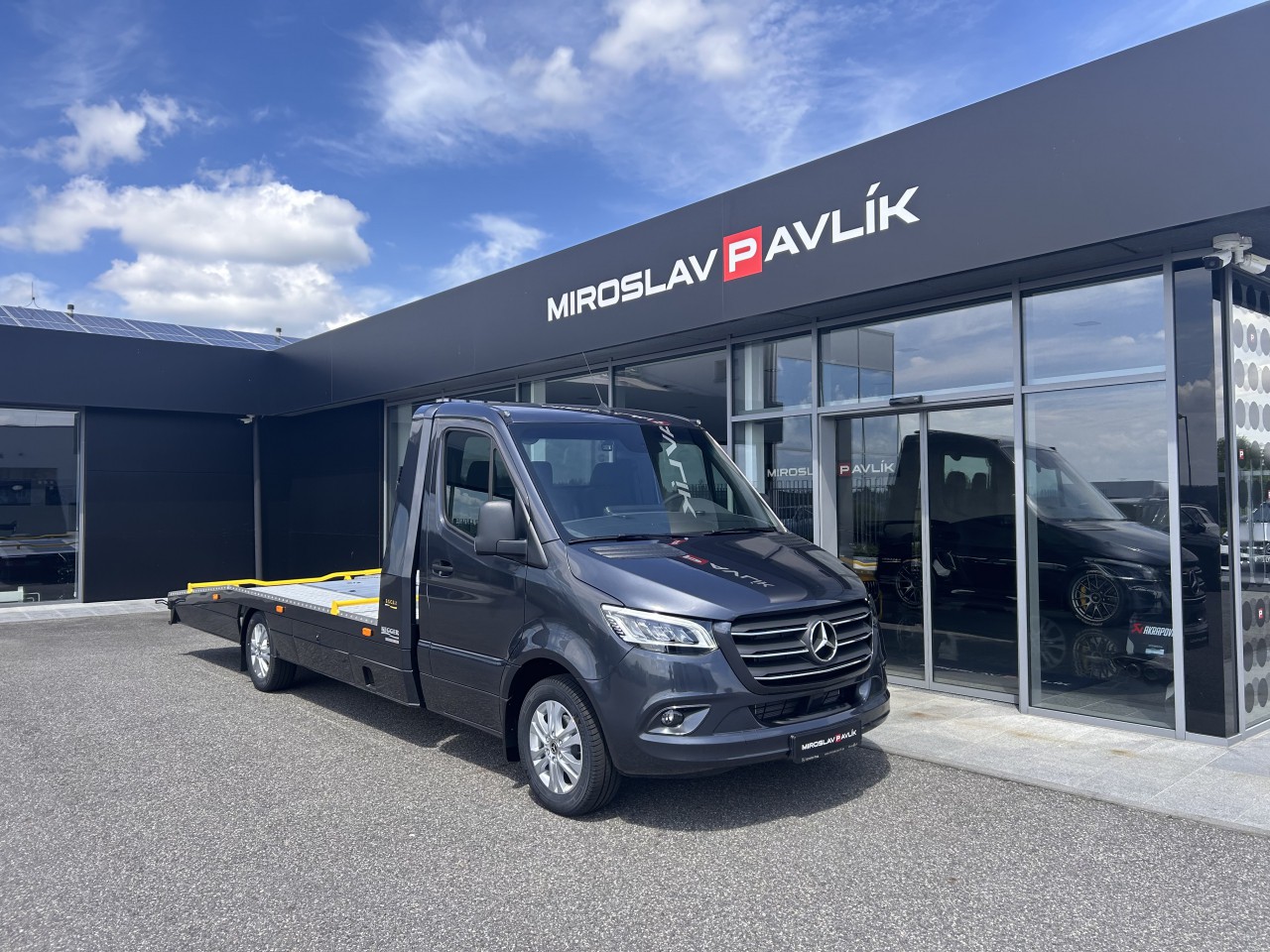 Mercedes-Benz Sprinter 319 CDI ODTAHOVKA KEGGER LOW RACE